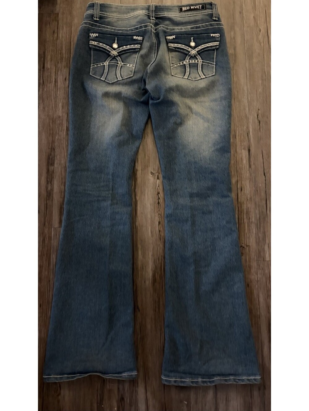 Y2K Red Rivet Light Wash Flared Embellished Jeans Sz 7